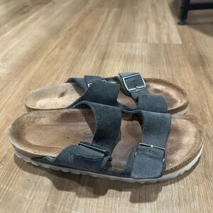 Birkenstock Arizona sandals good condition sz 8